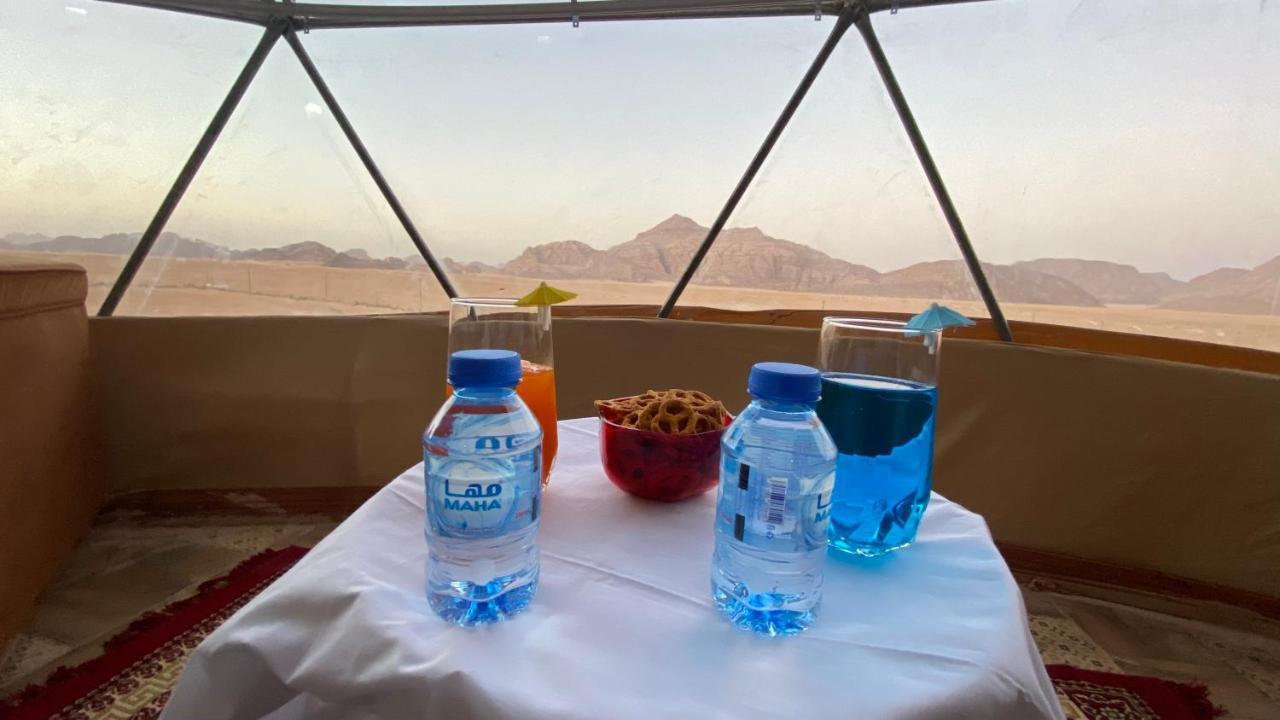 Rum Warm Bubble Camp Hotel Wadi Rum Bagian luar foto