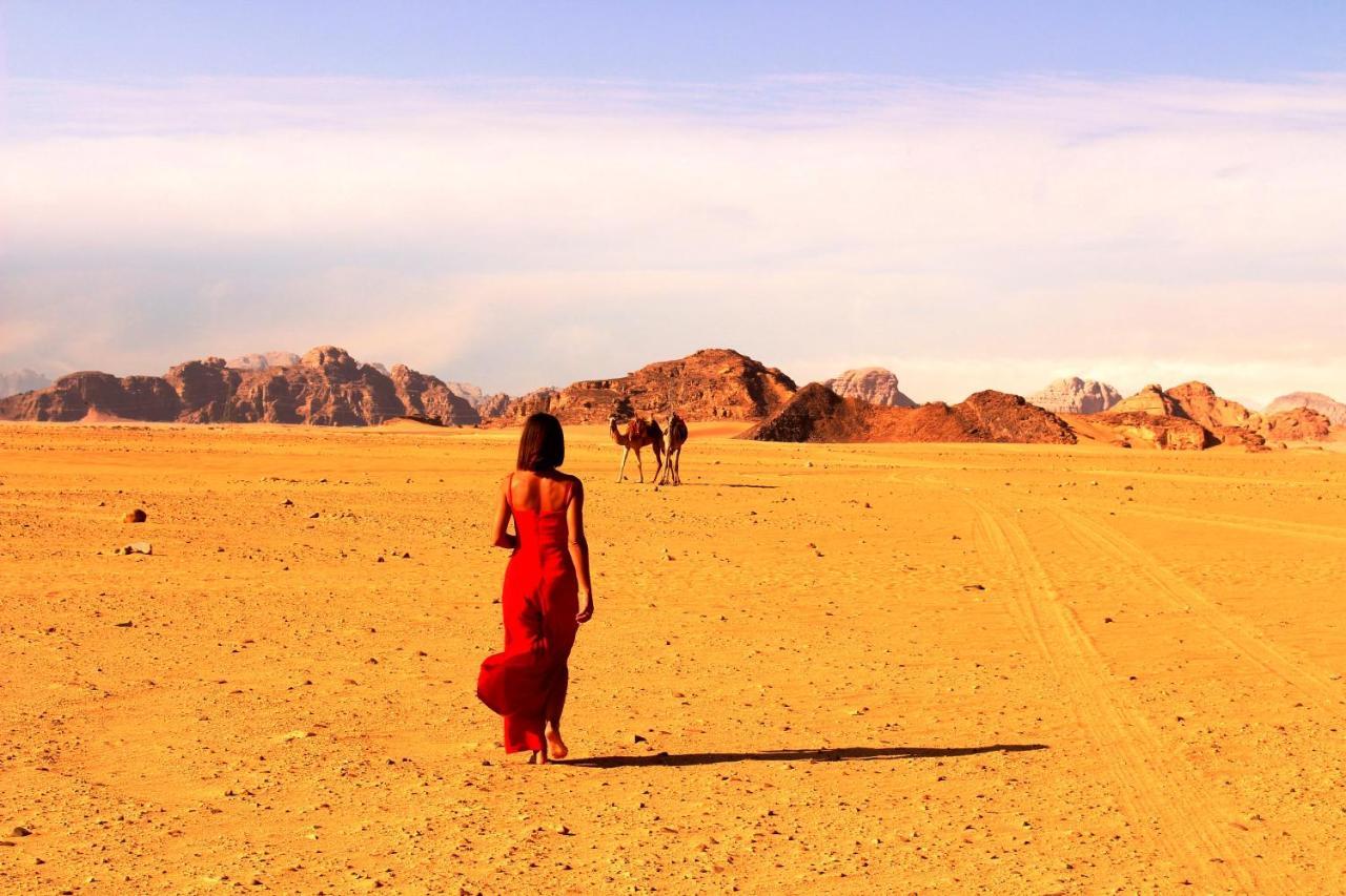 Rum Warm Bubble Camp Wadi Rum Bagian luar foto