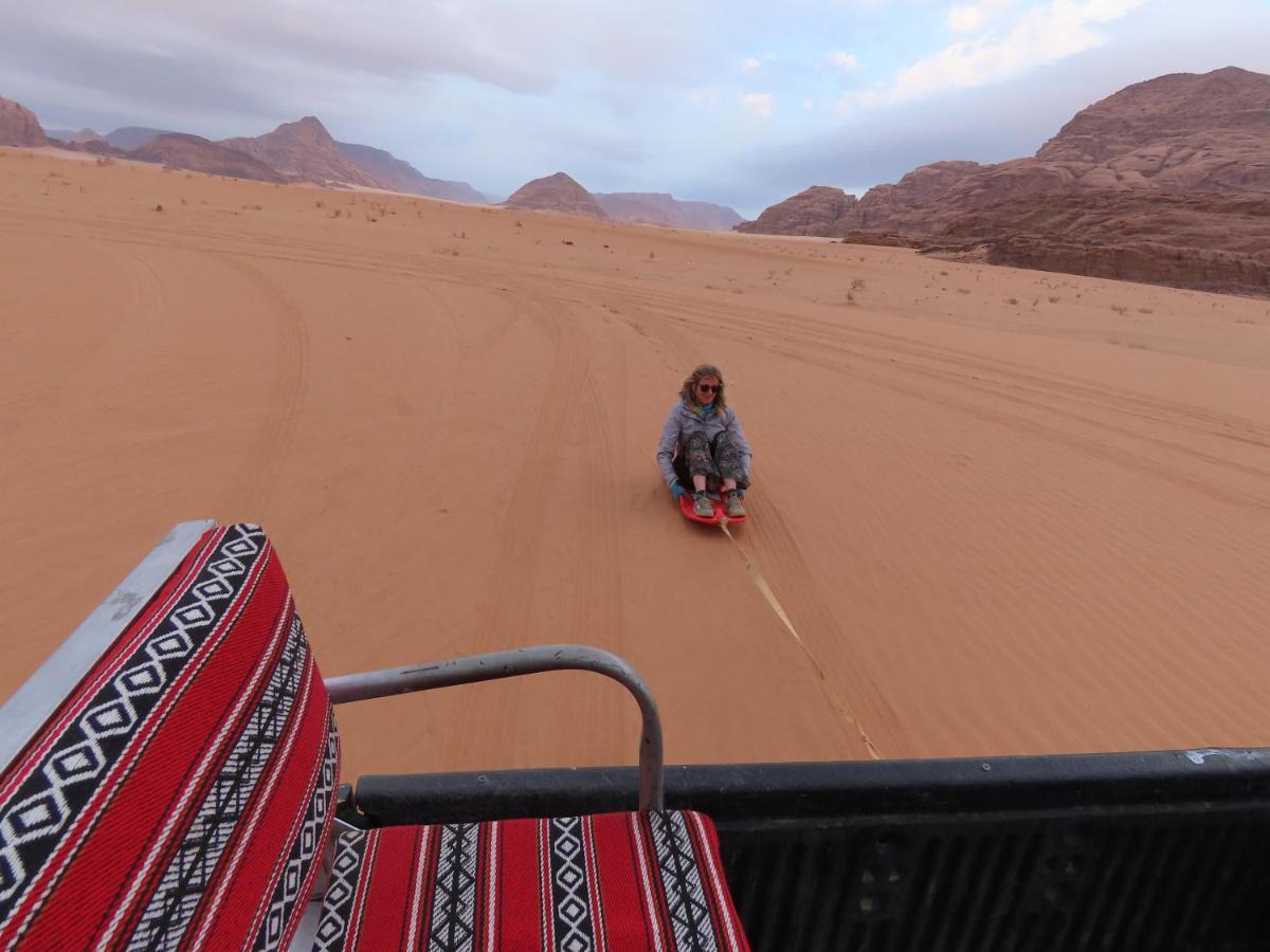 Rum Warm Bubble Camp Wadi Rum Bagian luar foto