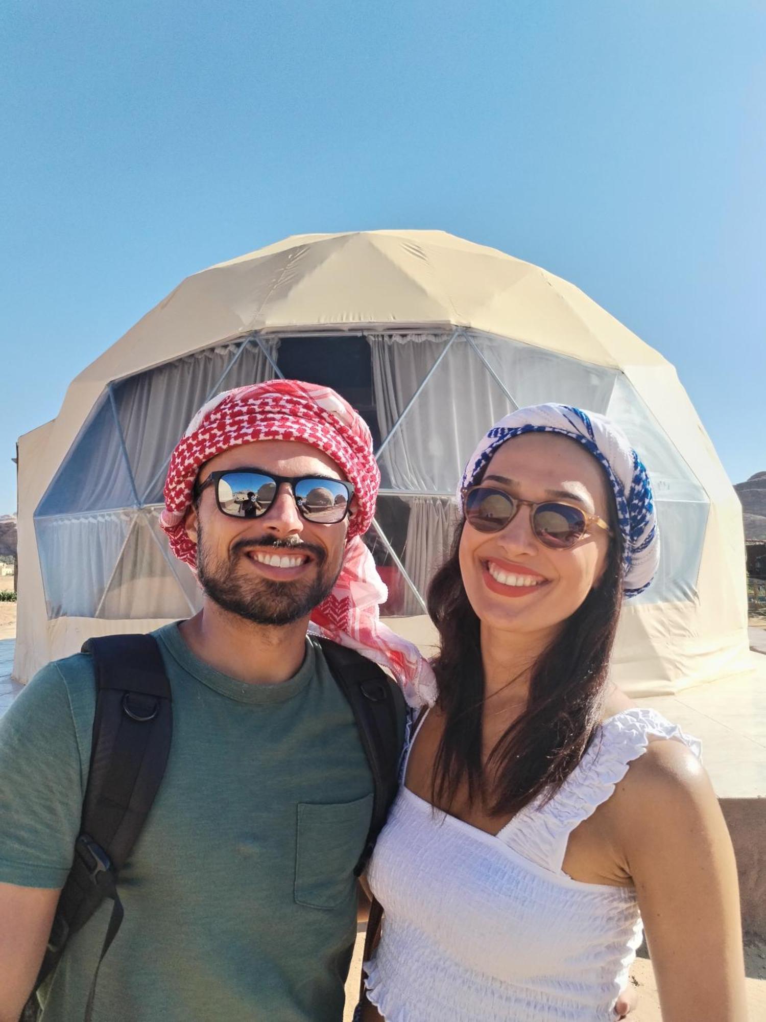 Rum Warm Bubble Camp Hotel Wadi Rum Bagian luar foto