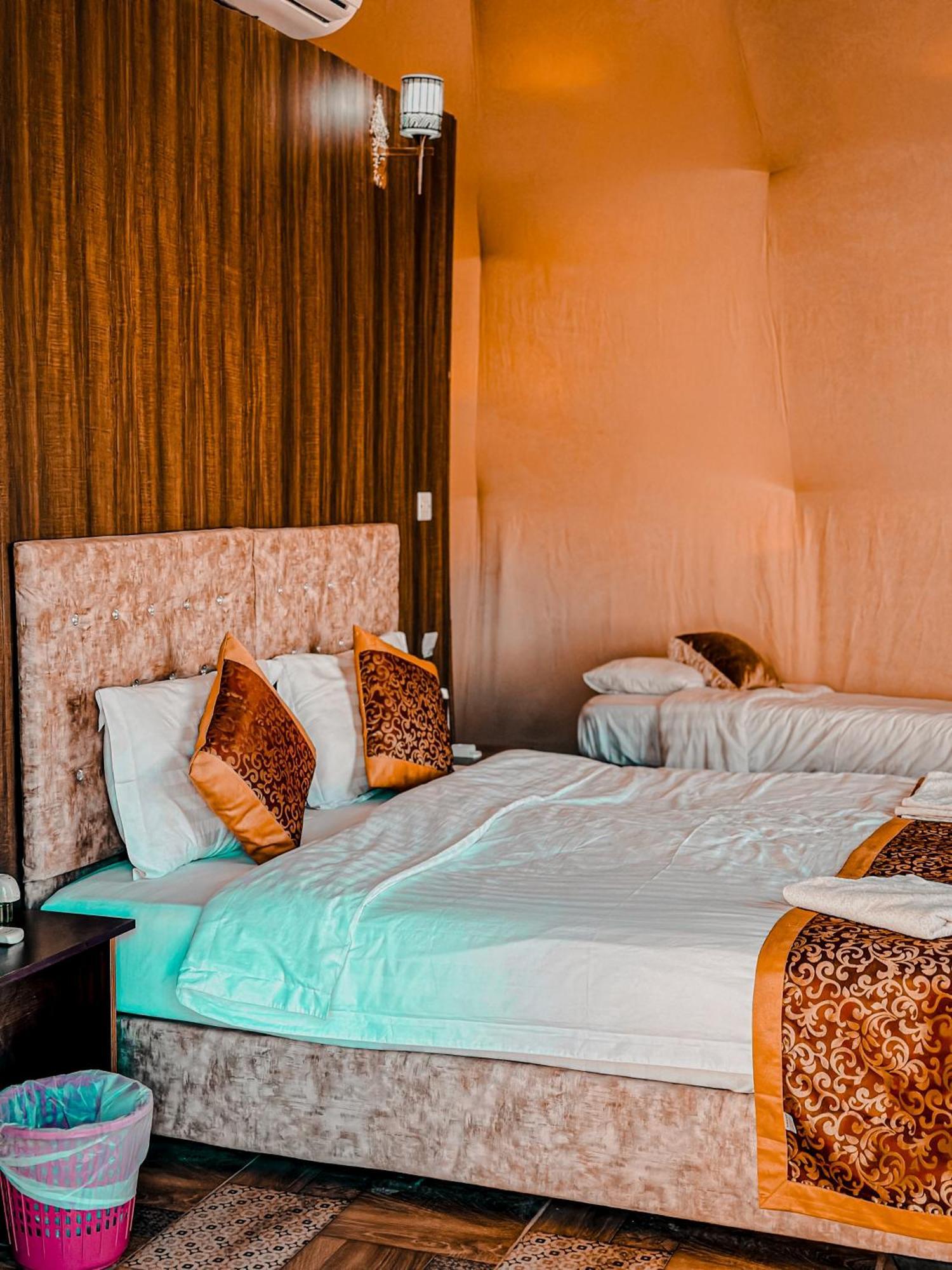 Rum Warm Bubble Camp Wadi Rum Bagian luar foto