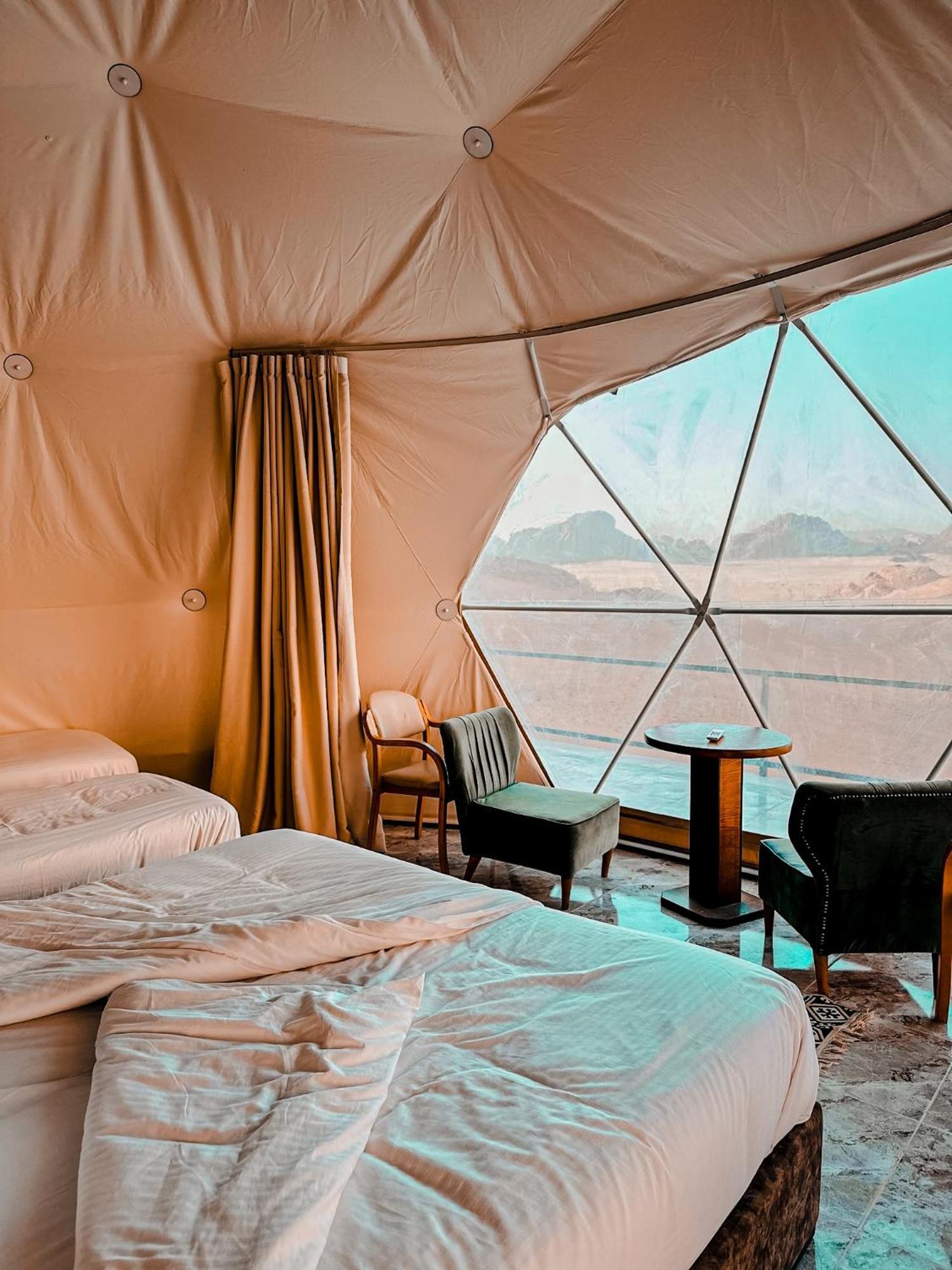 Rum Warm Bubble Camp Wadi Rum Bagian luar foto